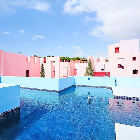 Muralla Roja-4 By Interhome דירה קלפה
